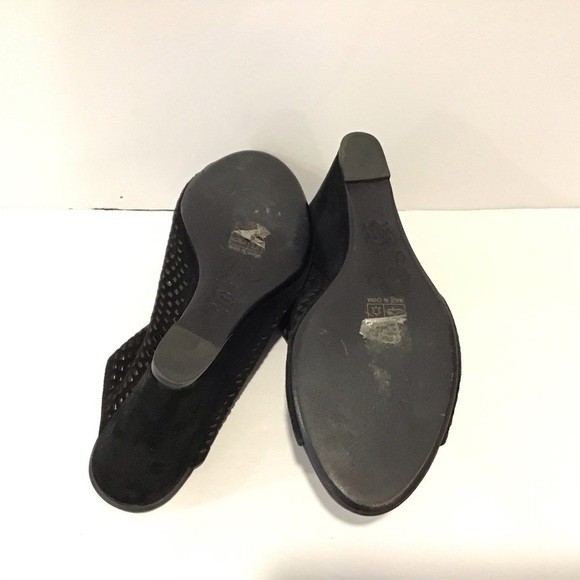 JOIE laser cut black suede wedge sandals sz 6 - Picture 5 of 8
